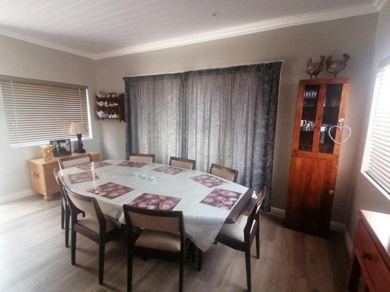 5 Bedroom Property for Sale in Monte Christo Western Cape